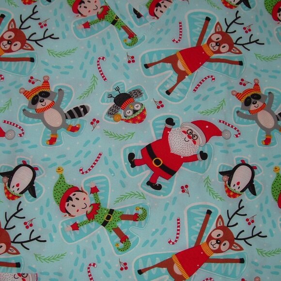 NEW Sz Medium Stretchy Christmas Print Nurse Medical Hospital Uniform Scrub Top - Picture 2 of 3